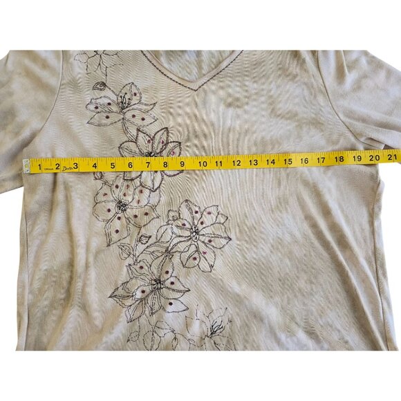 Avenue Womens 3/4 Sleeve Floral Embroidered Beige Top Size 18/20 Polyester Blend - Picture 5 of 5